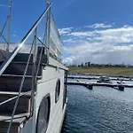 Hausboot Mit Sauna By Interhome * Braunsbedra