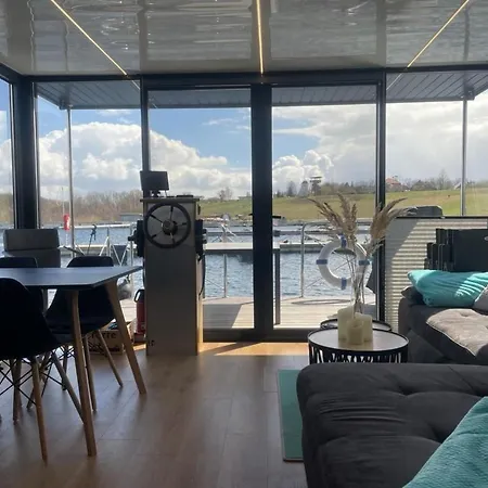 Apartment Hausboot Mit Sauna By Interhome *