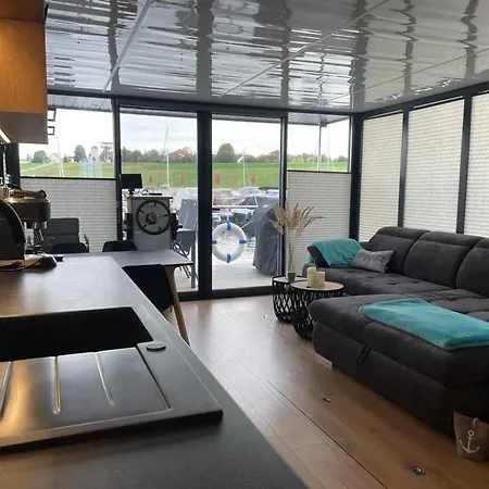 Apartment Hausboot Mit Sauna By Interhome Braunsbedra