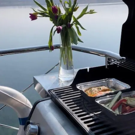 Hausboot Mit Sauna By Interhome Apartment
