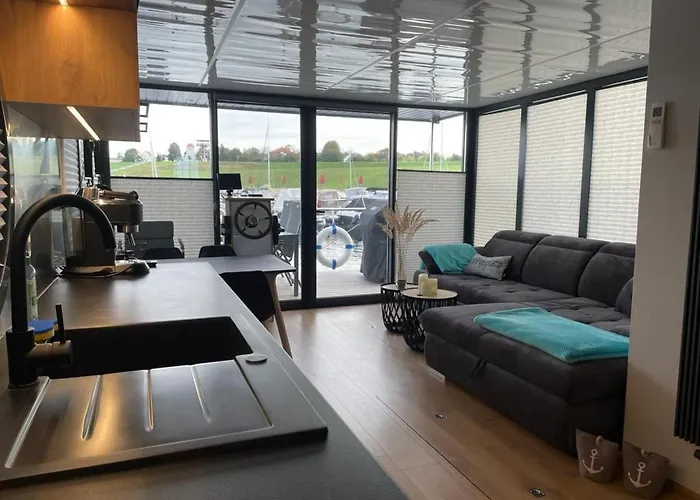 Appartement Hausboot Mit Sauna By Interhome Braunsbedra