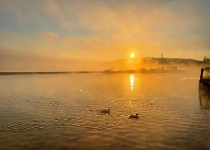 Hausboot Mit Sauna By Interhome